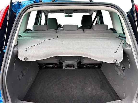 Ford C-Max 11 of 20