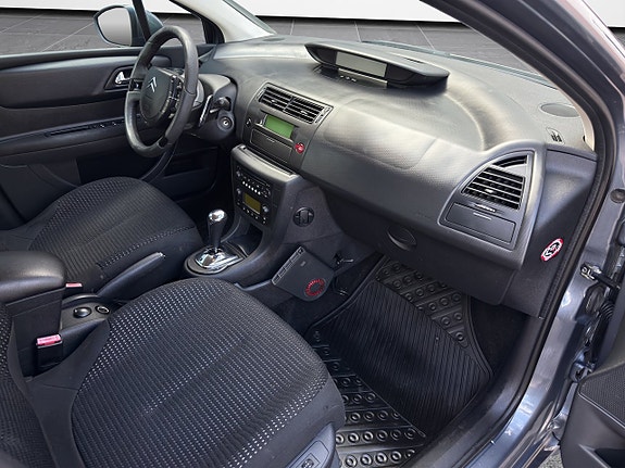 Citroen C4 11 of 16