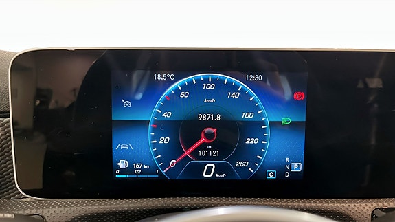 Mercedes-Benz A180 13 of 15