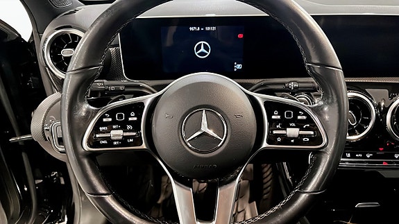 Mercedes-Benz A180 5 of 15