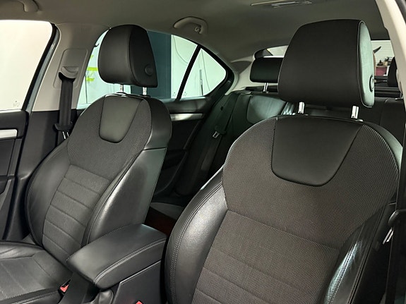 Skoda Octavia 10 of 18