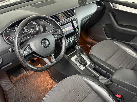 Skoda Octavia 9 of 18