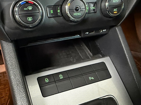 Skoda Octavia 16 of 18