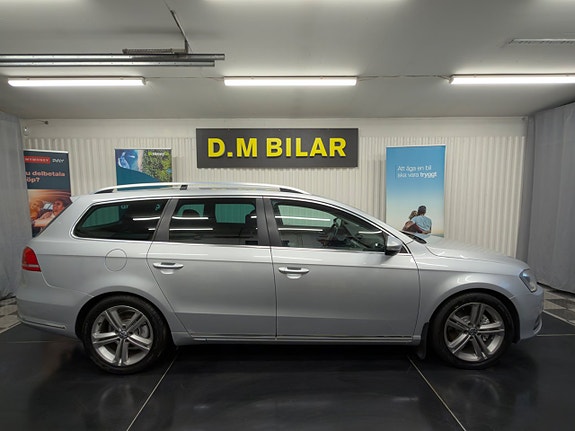 Volkswagen Passat 5 of 21