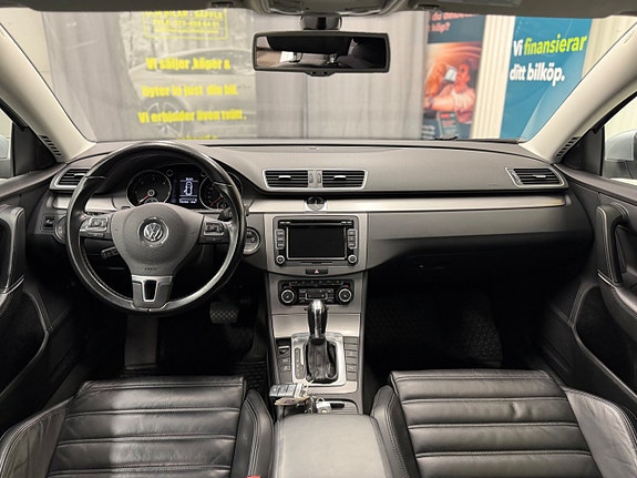 Volkswagen Passat 11 of 21