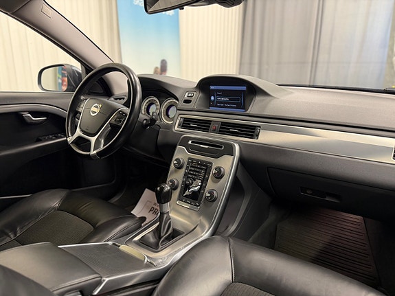 Volvo V70 15 of 21