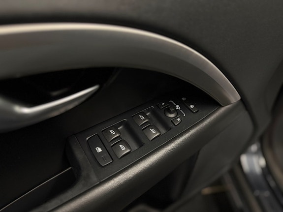 Volvo V70 10 of 21
