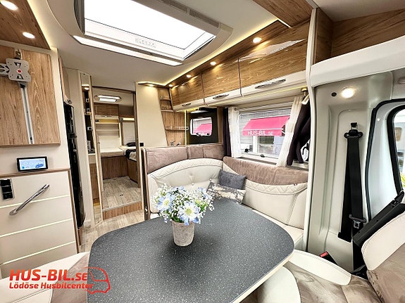 Pilote Fv 740 FGJ med 150 Hk, Automat & Alde 3 of 25