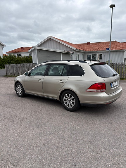Volkswagen Golf V 4 of 13