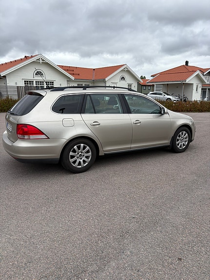 Volkswagen Golf V 8 of 13