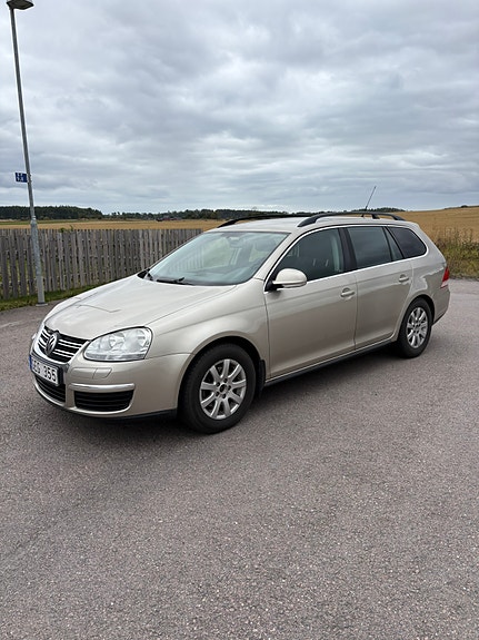 Volkswagen Golf V 3 of 13