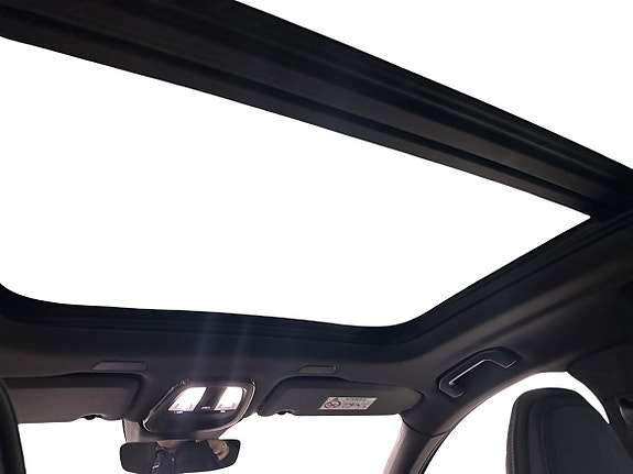 Volvo XC60 14 of 16