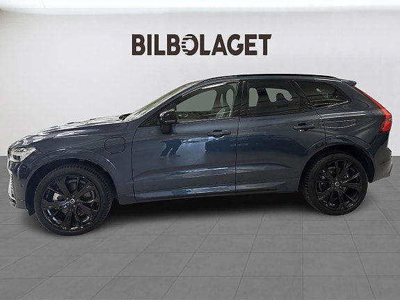 Volvo XC60 2 of 16