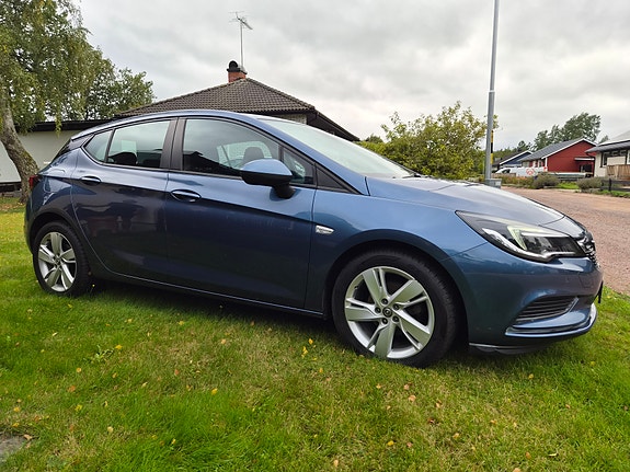 Opel Astra 4 of 6