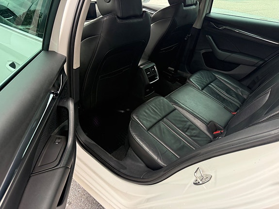 Skoda Octavia 10 of 13