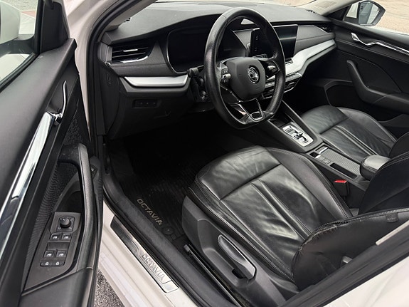 Skoda Octavia 7 of 13