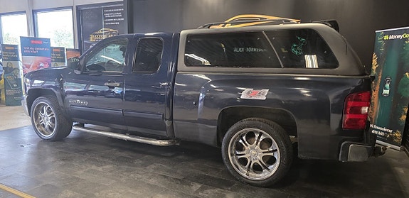 Chevrolet Silverado 1500 8 of 19