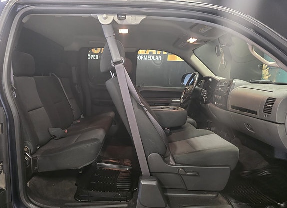 Chevrolet Silverado 1500 17 of 19