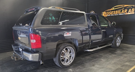 Chevrolet Silverado 1500 10 of 19