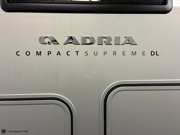Adria Compact Supreme DL 15 of 16