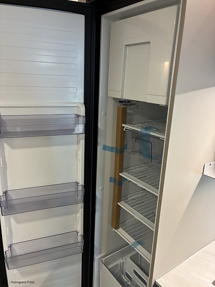 Adria Compact Supreme DL 13 of 16