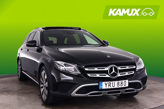 Mercedes-Benz E220 8 of 24