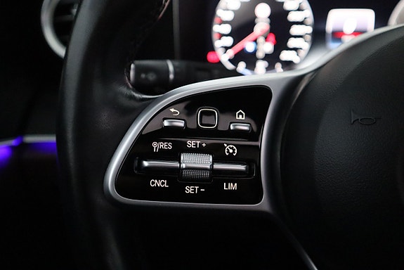 Mercedes-Benz E220 16 of 24
