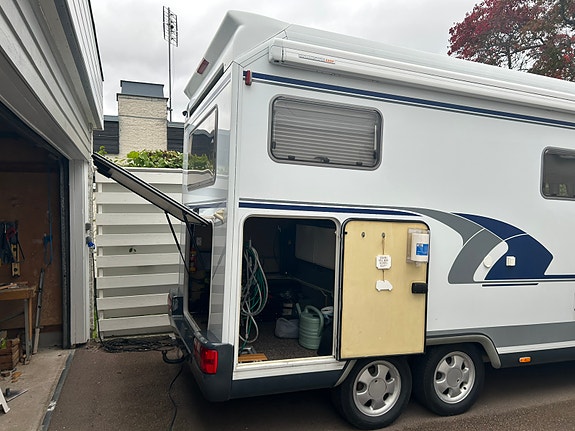 Niesmann+Bischoff Flair 6700 ITA 4 of 25