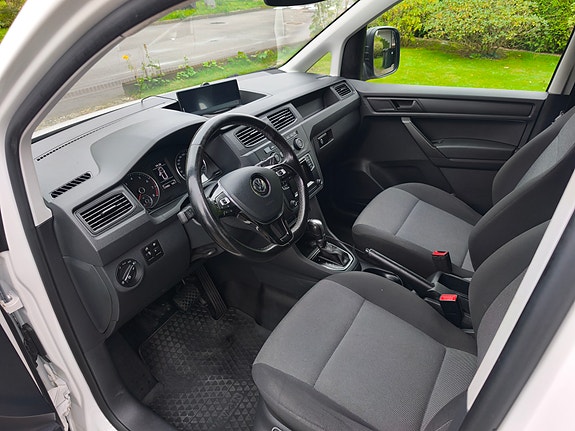 Volkswagen Caddy Maxi 8 of 30