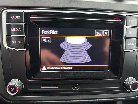Volkswagen Caddy Maxi 21 of 30