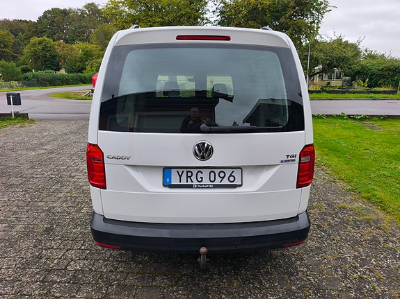 Volkswagen Caddy Maxi 4 of 30