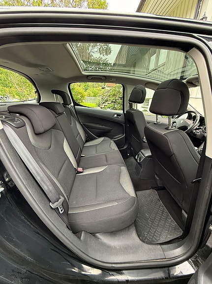 Peugeot 308 5 of 6