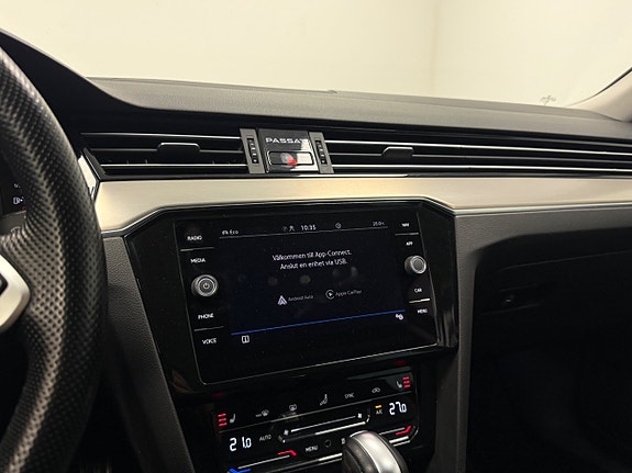 Volkswagen Passat Alltrack 15 of 22