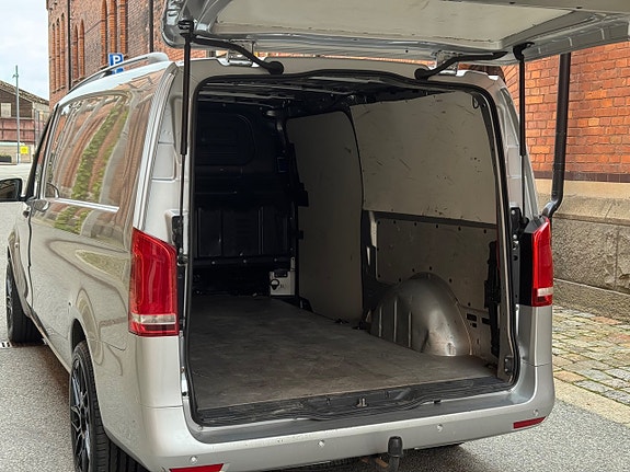 Mercedes-Benz Vito 119 9 of 20