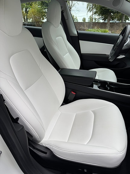 Tesla Model 3 9 of 15