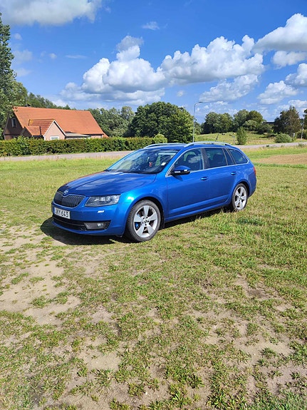 Skoda Octavia 4 of 6