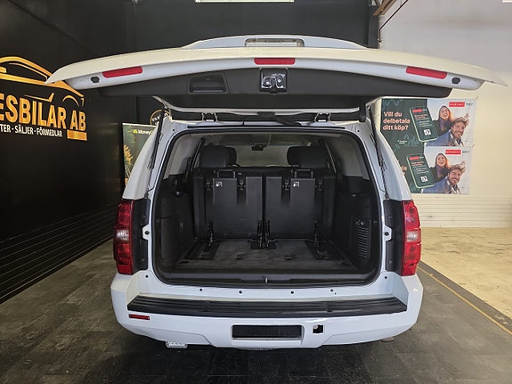 Chevrolet Tahoe 15 of 25