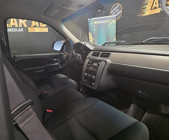 Chevrolet Tahoe 25 of 25