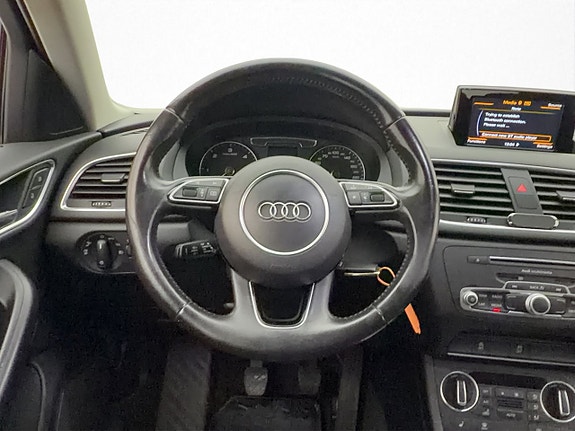 Audi Q3 14 of 30