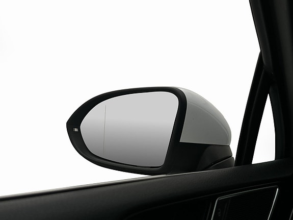 Volkswagen Passat 24 of 29