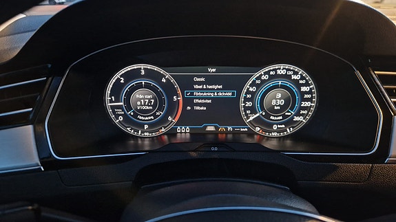 Volkswagen Passat 7 of 11