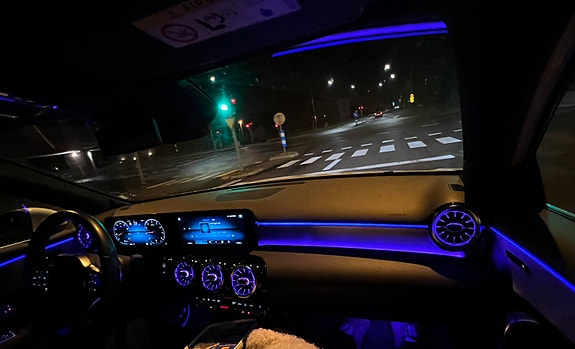 Mercedes-Benz A200 11 of 15
