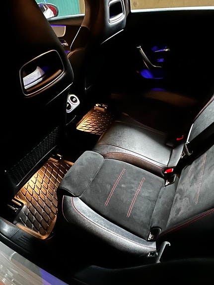 Mercedes-Benz A200 15 of 15