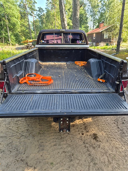 Chevrolet K30 6 of 9