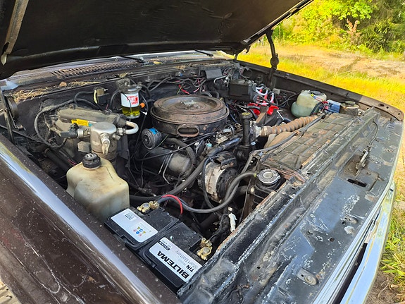 Chevrolet K30 5 of 9