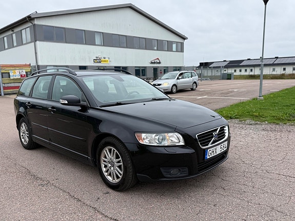 Volvo V50 5 of 9