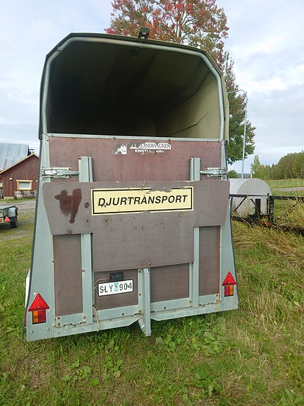 Hästtransport  Djurtransport i bra skick 3 of 3