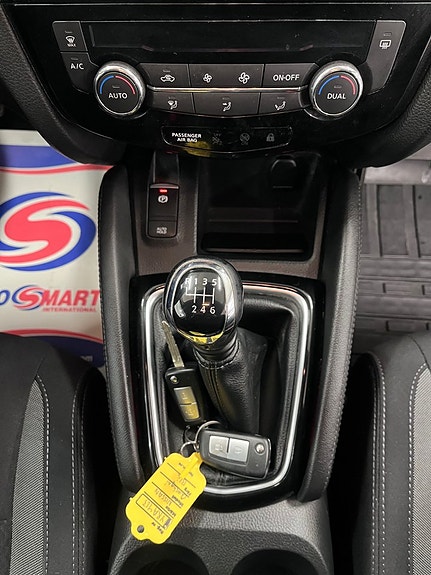 Nissan Qashqai 15 of 15