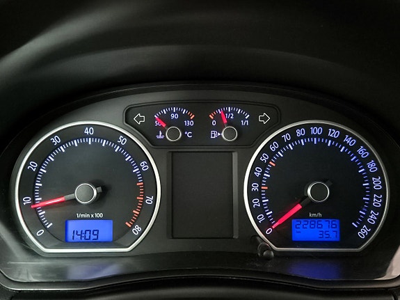 Volkswagen Polo 13 of 23