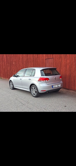 Volkswagen Golf VI 7 of 11